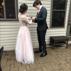 Selling my jovani prom dress!